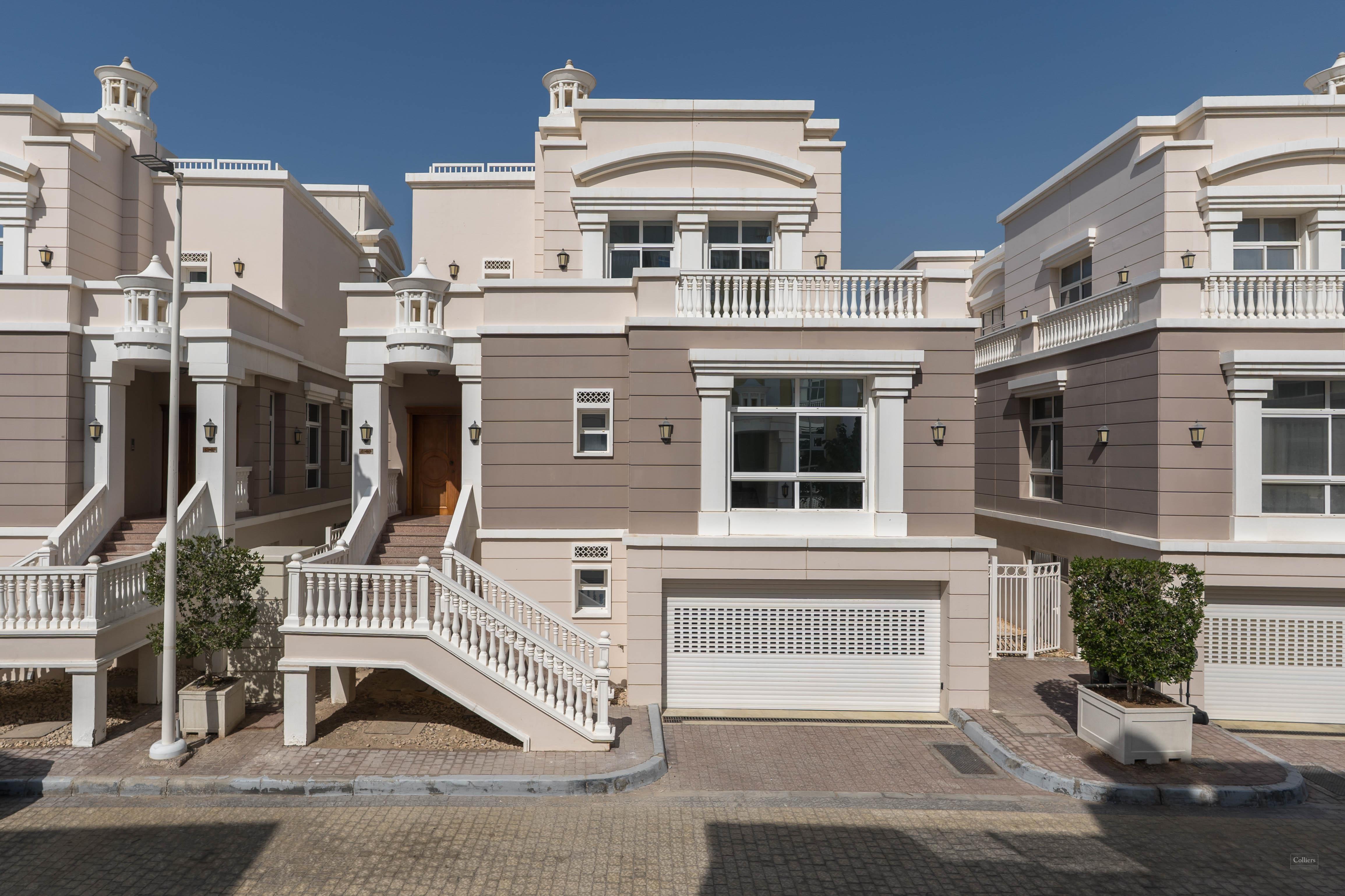 4 Bedroom Villa for Sale in Al Forsan Village Khalifa City - property for sale