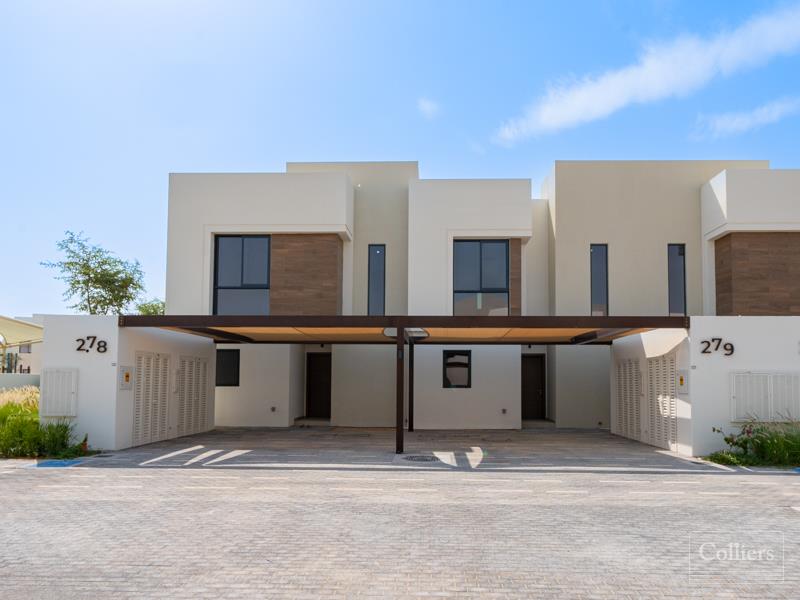 Townhouse for Rent in Noya 1