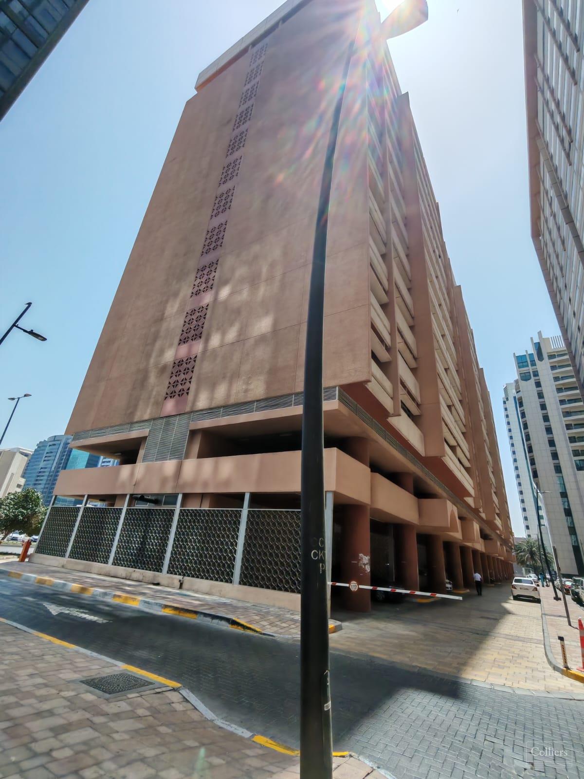 Studio Apartment for Rent in Khalidiyah - property for rent