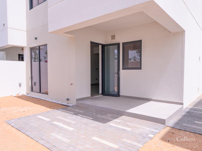 Townhouse for Rent in Noya