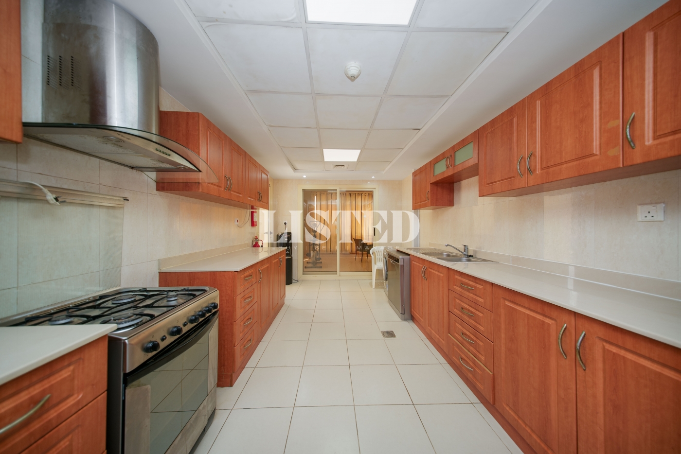 2 Bedroom Apartment for Rent in Al Hamra Village - property for rent