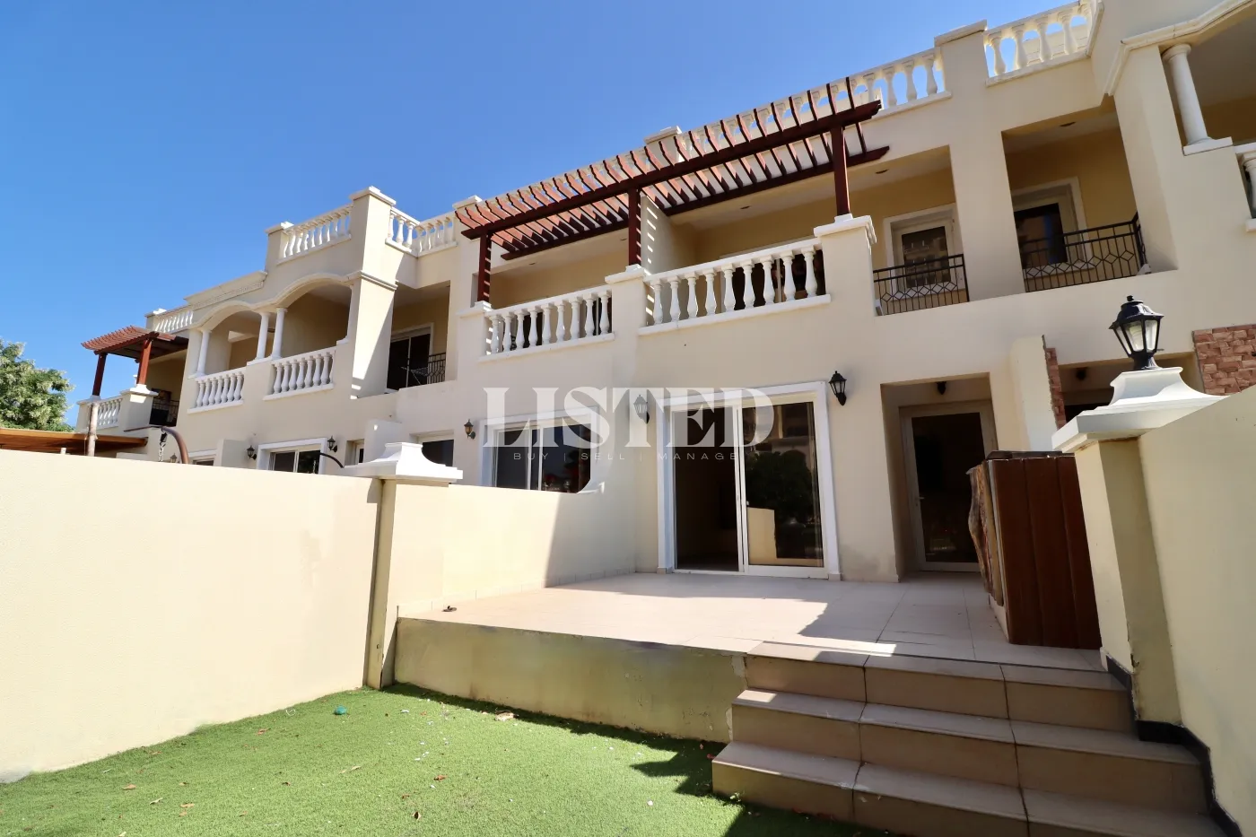 2 Bedroom Villa for Rent in Al Hamra Village - property for rent