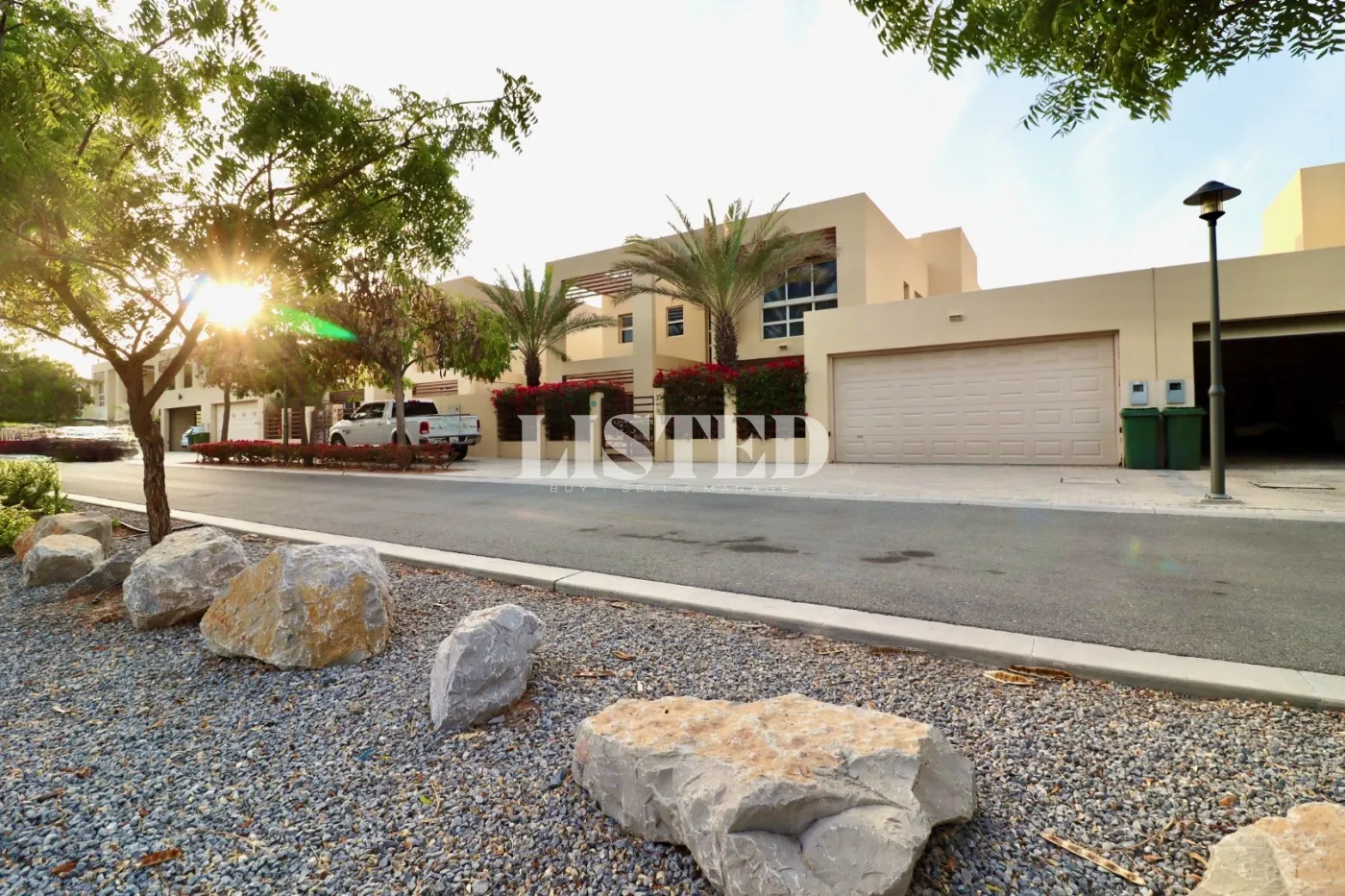 5 Bedroom Villa for Sale in Mina Al Arab