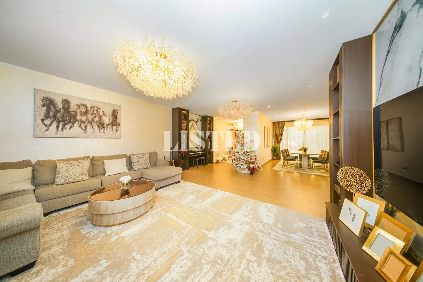 5 Bedroom Villa for Sale in Al Hamra Village - property for sale